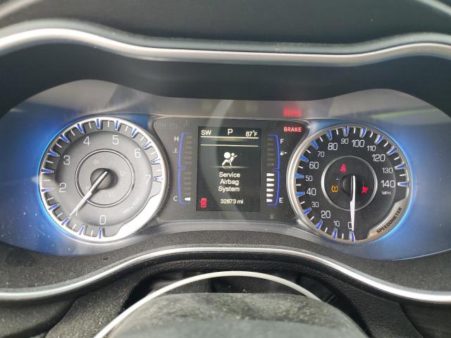 Photo 9 from auction – 2015 CHRYSLER 200 LIMITE with VIN 1C3CCCAB3FN534048