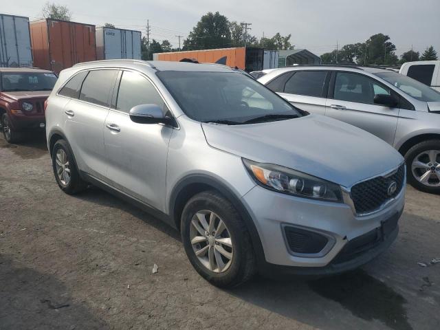 Photo 4 from auction – 2016 KIA SORENTO LX with VIN 5XYPG4A36GG048259