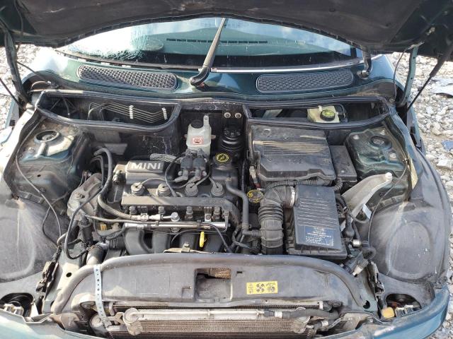 Photo 11 from auction – 2004 MINI COOPER with VIN WMWRC33494TJ58501