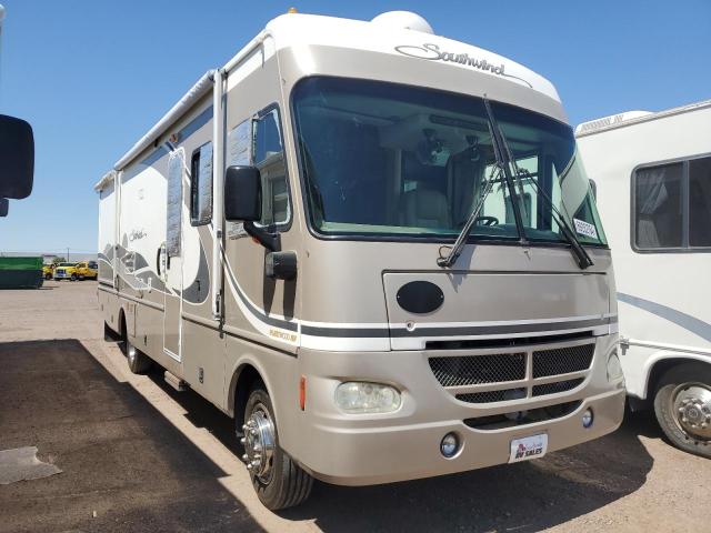 FTWD MOTORHOME 2003 with VIN 5B4MP67G933373100 - Photo from auction