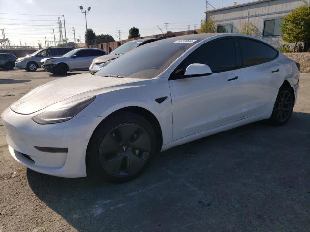TESLA MODEL 3 2022 с VIN 5YJ3E1EA2NF302128 - Снимка от търг