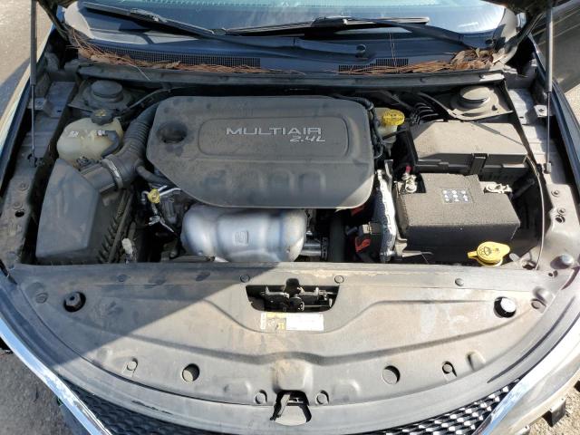 Photo 11 from auction – 2015 CHRYSLER 200 LIMITE with VIN 1C3CCCAB6FN660968
