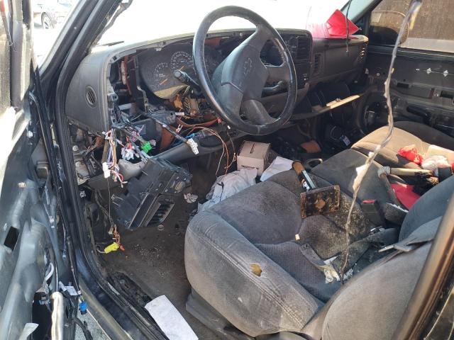 Photo 8 from auction – 2004 CHEVROLET SILVERADO with VIN 2GCEC19T641227798