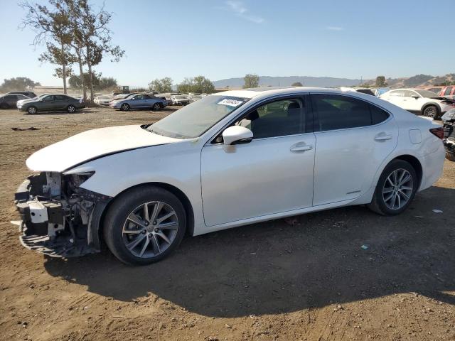 LEXUS ES 300H 2016 with VIN JTHBW1GG5G2107736 - Photo from auction