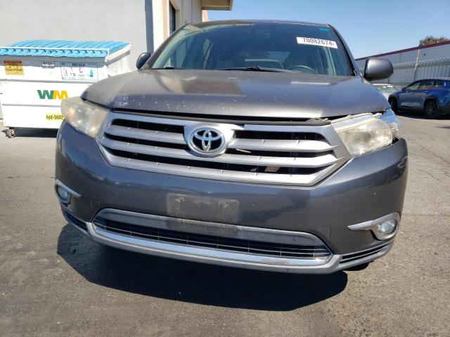Photo 5 from auction – 2011 TOYOTA HIGHLANDER with VIN 5TDZK3EH5BS037594