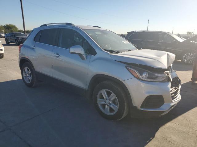 Photo 4 from auction – 2018 CHEVROLET TRAX 1LT with VIN 3GNCJLSBXJL284467