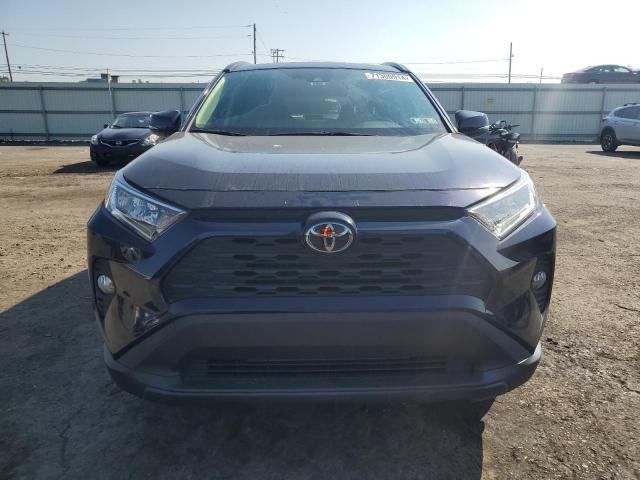 Photo 5 from auction – 2020 TOYOTA RAV4 XLE with VIN JTMP1RFV8LD528420