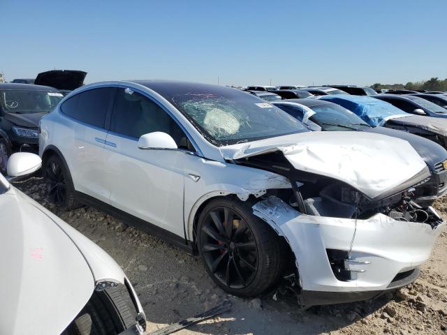 Photo 4 from auction – 2016 TESLA MODEL X with VIN 5YJXCAE43GF003672