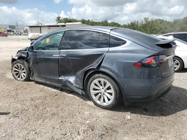 Photo 2 from auction – 2017 TESLA MODEL X with VIN 5YJXCBE20HF063365