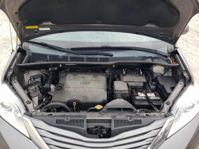 Photo 12 from auction – 2014 TOYOTA SIENNA XLE with VIN 5TDDK3DC5ES078215