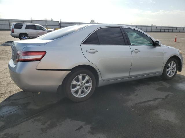 Photo 3 from auction – 2011 TOYOTA CAMRY with VIN 4T1BF3EK2BU619208