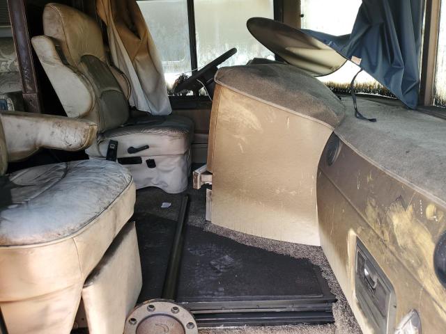 Photo 5 from auction – 2004 WINNEBAGO VECTRA with VIN 4UZAAHDC04CN49900