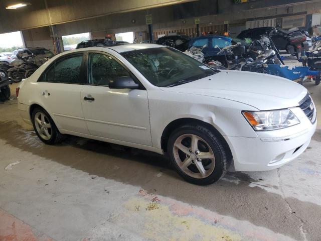 Photo 4 from auction – 2010 HYUNDAI SONATA SE with VIN 5NPEU4AC7AH638891