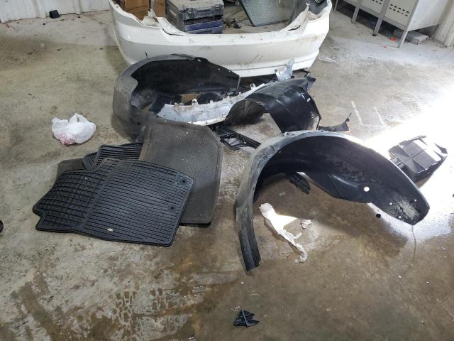 Photo 12 from auction – 2011 FORD FUSION SE with VIN 3FAHP0HA3BR241362