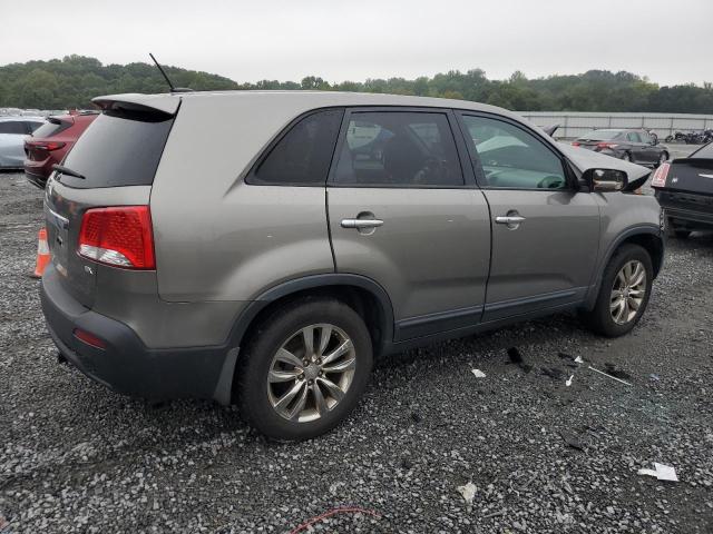 Photo 3 from auction – 2011 KIA SORENTO EX with VIN 5XYKU4A10BG030074