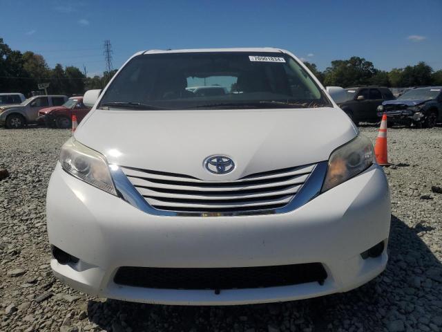 Photo 5 from auction – 2016 TOYOTA SIENNA LE with VIN 5TDKK3DC8GS723594