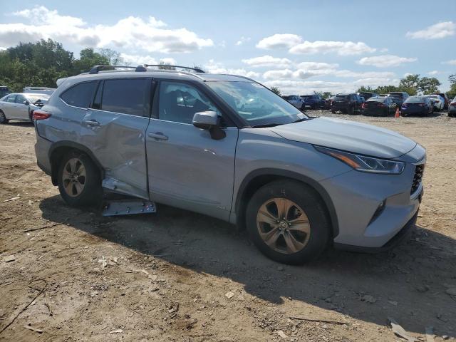 Photo 4 from auction – 2022 TOYOTA HIGHLANDER with VIN 5TDABRCH2NS544461