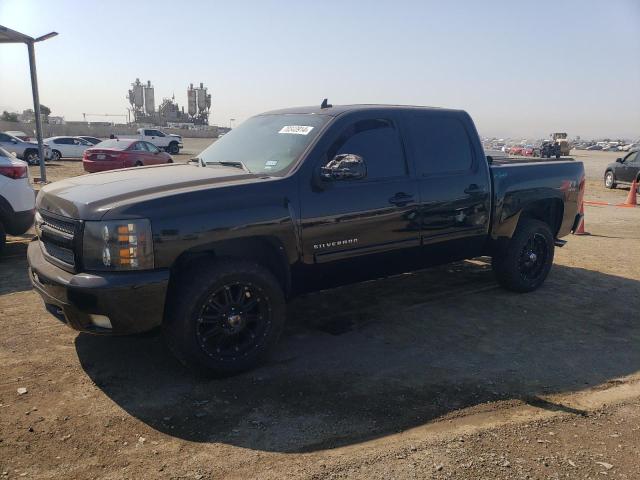 CHEVROLET SILVERADO 2011 with VIN 3GCPKSE35BG161322 - Photo from auction