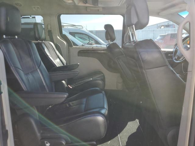Photo 11 from auction – 2011 CHRYSLER TOWN & COU with VIN 2A4RR6DG0BR782875