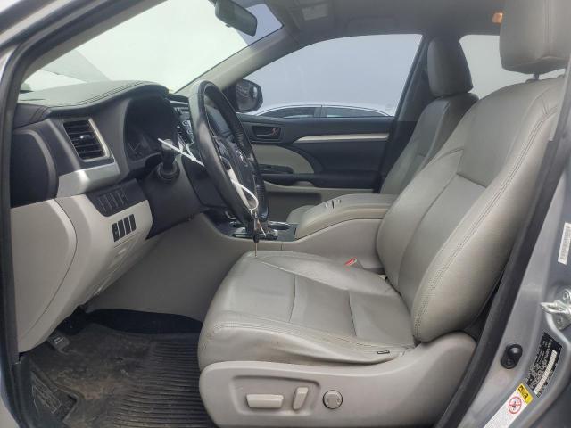 Photo 7 from auction – 2015 TOYOTA HIGHLANDER with VIN 5TDBKRFH0FS151902