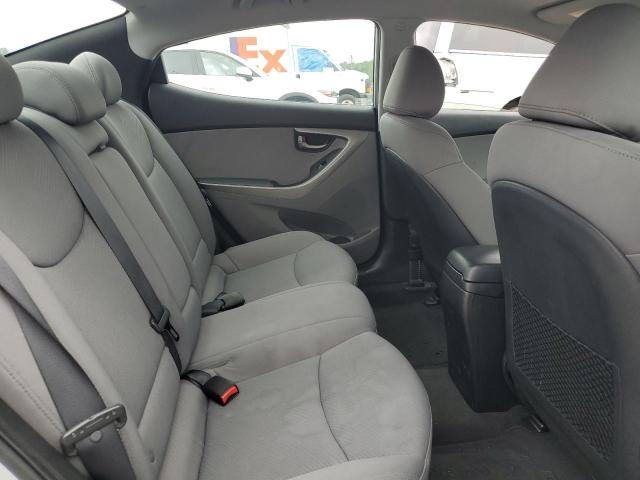 Photo 10 from auction – 2011 HYUNDAI ELANTRA GL with VIN 5NPDH4AE7BH007304