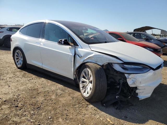 Photo 4 from auction – 2017 TESLA MODEL X with VIN 5YJXCBE21HF068512