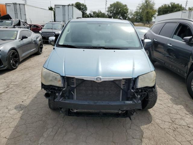 Photo 5 from auction – 2010 CHRYSLER TOWN & COU with VIN 2A4RR8DX1AR423349