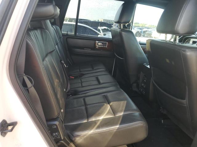 Photo 11 from auction – 2012 LINCOLN NAVIGATOR with VIN 5LMJJ2H53CEL06252