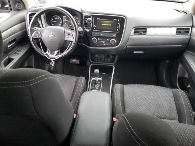 Photo 8 from auction – 2017 MITSUBISHI OUTLANDER with VIN JA4AZ3A37HZ026603