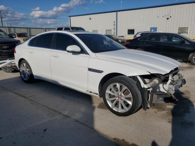 Photo 4 from auction – 2018 JAGUAR XF PREMIUM with VIN SAJBD4FXXJCY69361