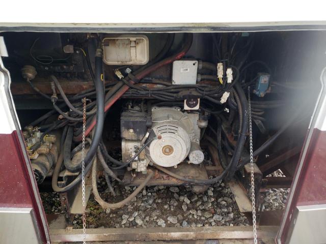 Photo 7 from auction – 2000 HOLR MOTORHOME with VIN 1RF120319Y1010608
