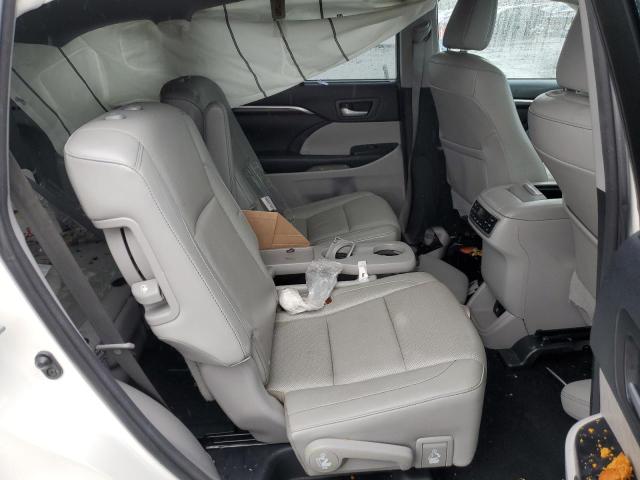 Photo 10 from auction – 2015 TOYOTA HIGHLANDER with VIN 5TDDKRFH8FS156256