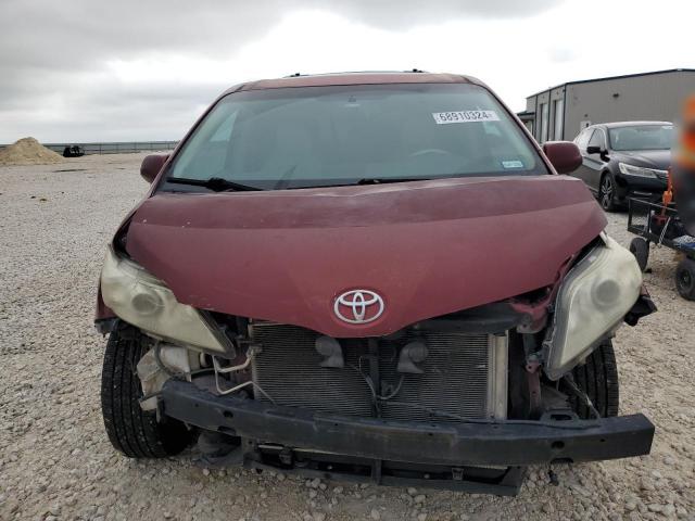 Photo 5 from auction – 2011 TOYOTA SIENNA XLE with VIN 5TDYK3DC2BS006305