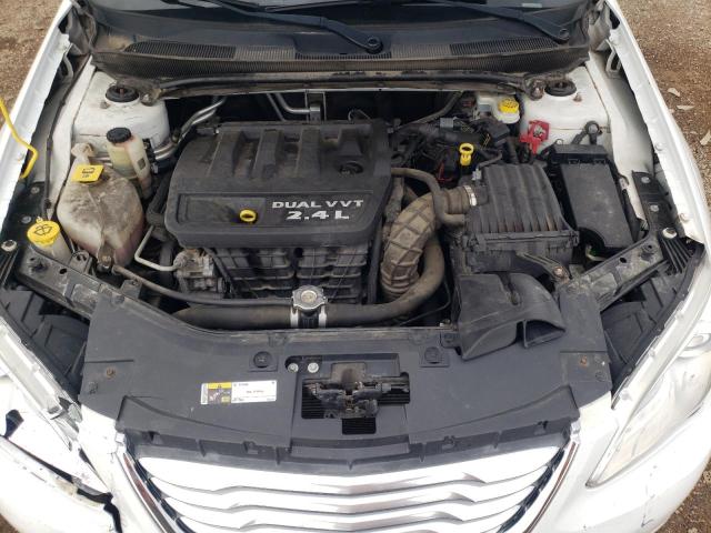 Photo 11 from auction – 2014 CHRYSLER 200 LX with VIN 1C3CCBAB8EN141686