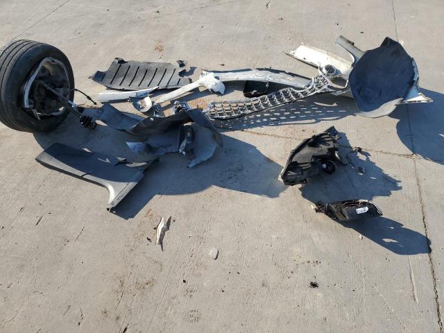 Photo 13 from auction – 2002 FORD THUNDERBIR with VIN 1FAHP60A52Y115214