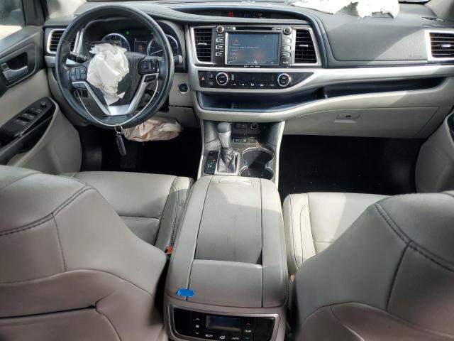 Photo 8 from auction – 2018 TOYOTA HIGHLANDER with VIN 5TDJZRFH7JS487711