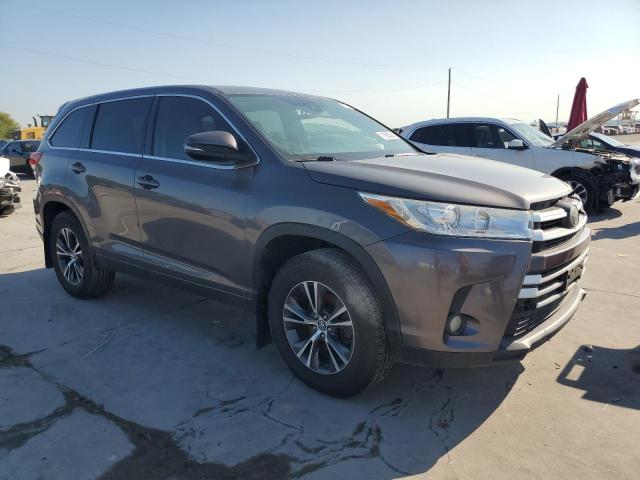 Photo 4 from auction – 2017 TOYOTA HIGHLANDER with VIN 5TDZZRFH2HS188530