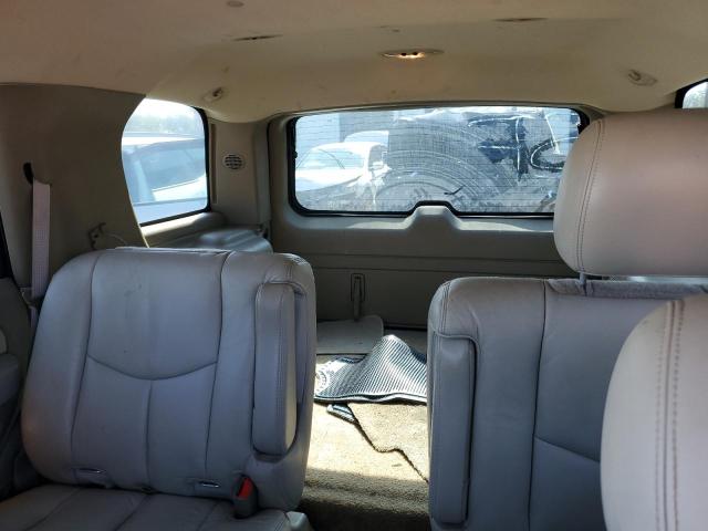 Photo 10 from auction – 2003 GMC YUKON with VIN 1GKEC13Z63J256496