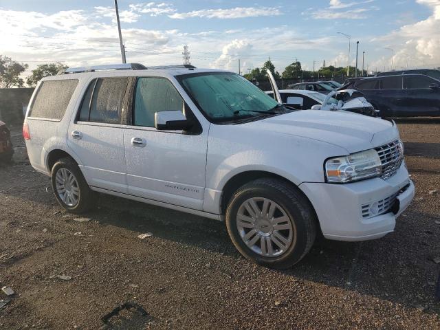 Photo 4 from auction – 2012 LINCOLN NAVIGATOR with VIN 5LMJJ2H53CEL06252