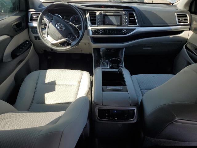 Photo 8 from auction – 2018 TOYOTA HIGHLANDER with VIN 5TDZZRFH5JS265333