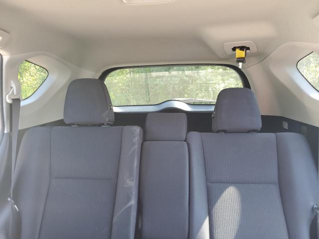 Photo 10 from auction – 2017 TOYOTA RAV4 LE with VIN 2T3ZFREV3HW323979