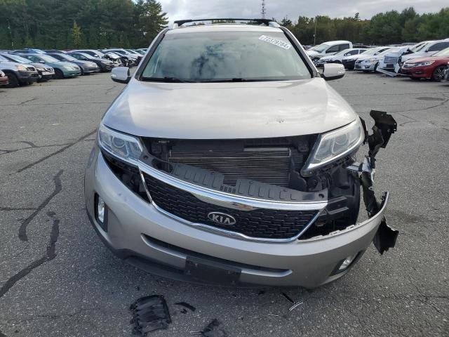 Photo 5 from auction – 2014 KIA SORENTO LX with VIN 5XYKTCA6XEG501967