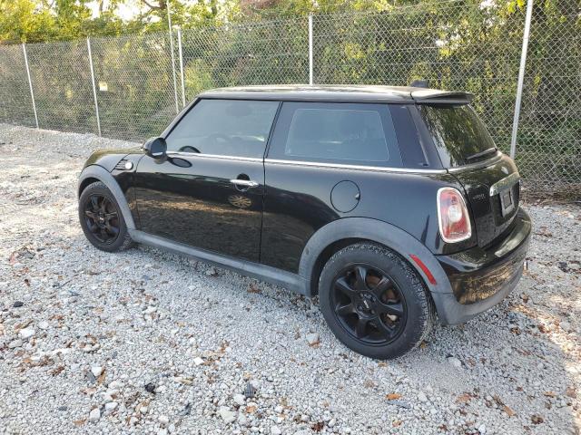 Photo 2 from auction – 2010 MINI COOPER with VIN WMWMF3C54ATZ24186