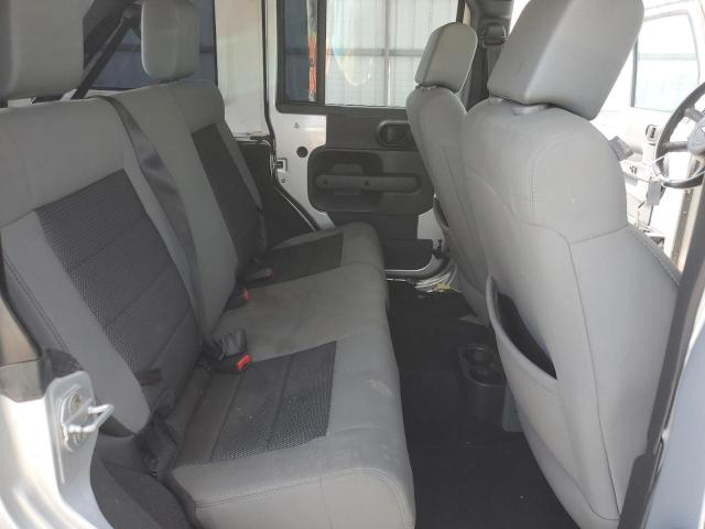 Photo 11 from auction – 2010 JEEP WRANGLER U with VIN 1J4HB3H18AL232397