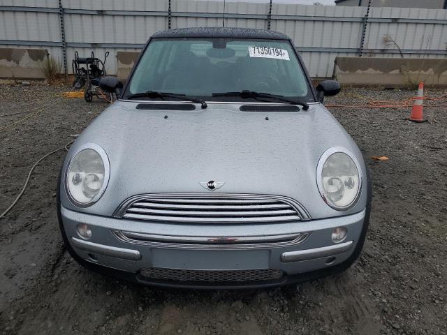 Photo 5 from auction – 2004 MINI COOPER with VIN WMWRC33414TJ55494