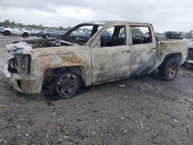 CHEVROLET SILVERADO 2018 with VIN 3GCUKREC8JG602306 - Photo from auction