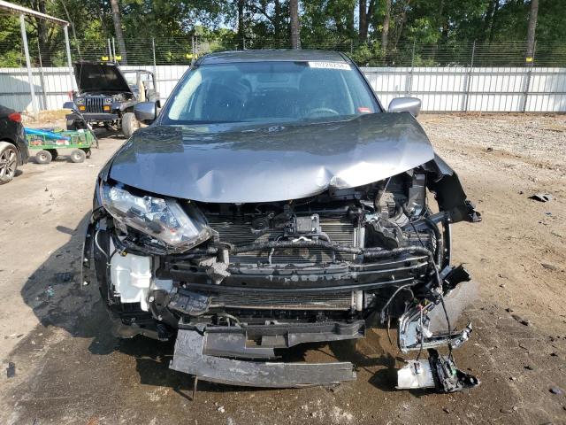 Photo 5 from auction – 2017 NISSAN ROGUE S with VIN KNMAT2MT8HP601848