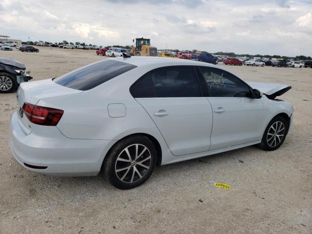 Photo 3 from auction – 2017 VOLKSWAGEN JETTA SE with VIN 3VWDB7AJ0HM284439