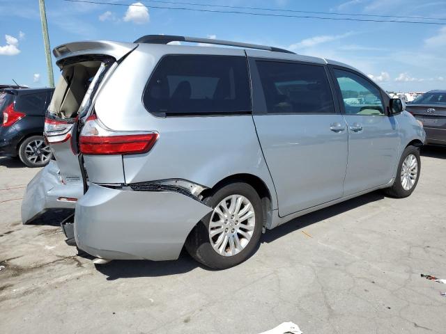 Photo 3 from auction – 2015 TOYOTA SIENNA XLE with VIN 5TDYK3DC8FS690251