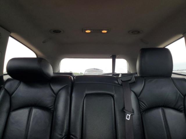 Photo 10 from auction – 2011 CHEVROLET TRAVERSE L with VIN 1GNKRGED5BJ246128